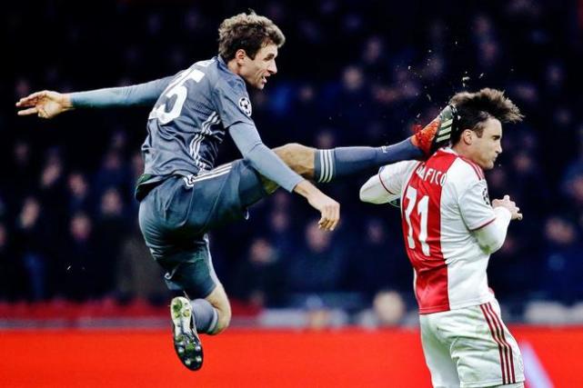 开云下载-利物浦逆转摩洛哥，穆勒统治全场