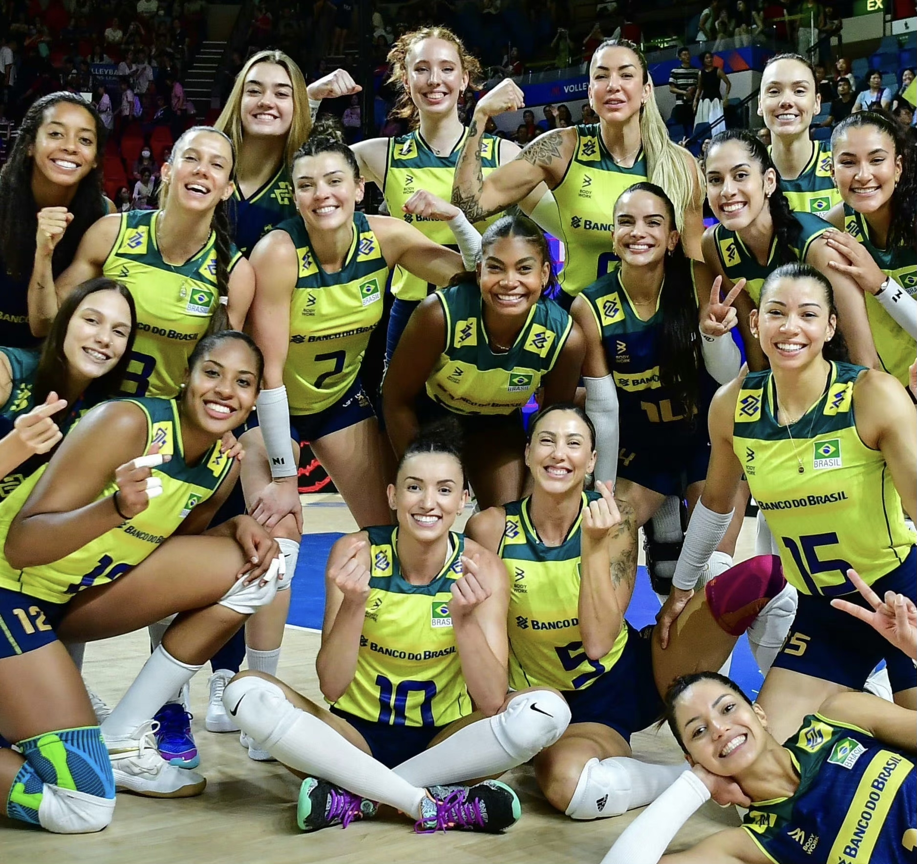 开云在线直播-巴西排球队击败劲敌，傲视群雄