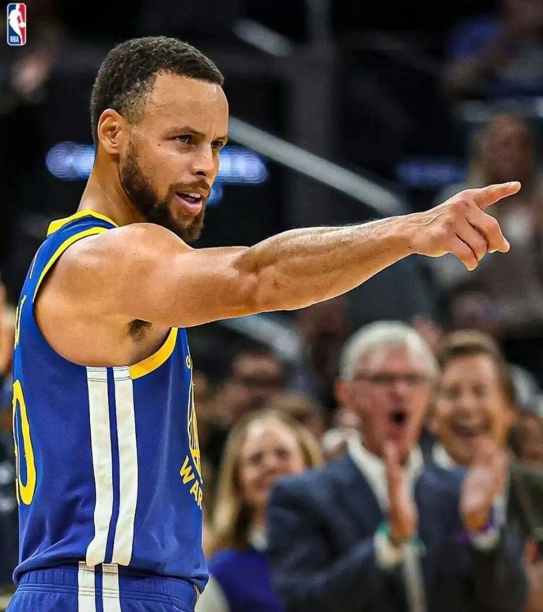 开云官方平台-青岛队绝杀热火，库里扛起全队