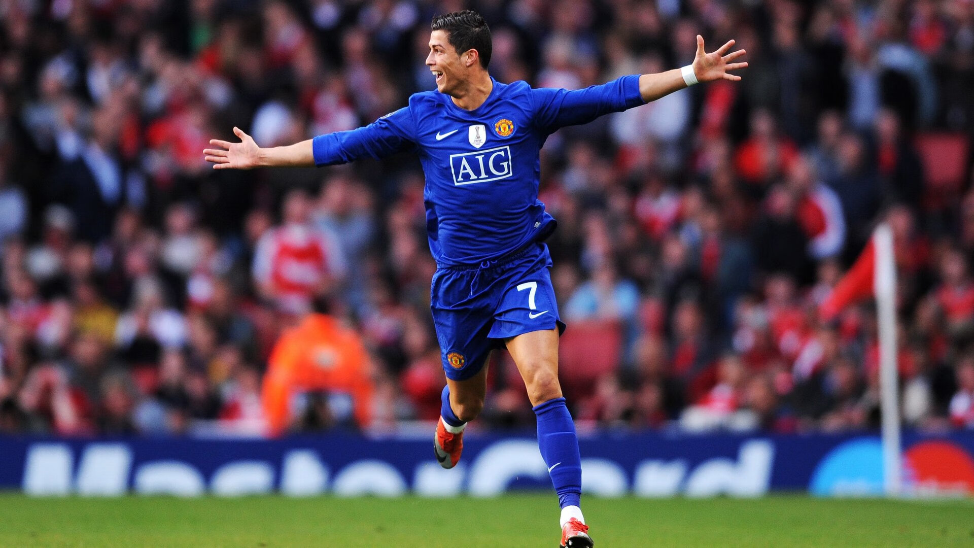 开云官方app入口-暗夜豹影与钢铁之盾，奥斯梅恩撕裂塞尔维亚防线，摩洛哥防守反击缔造2026世界杯最冷门之战